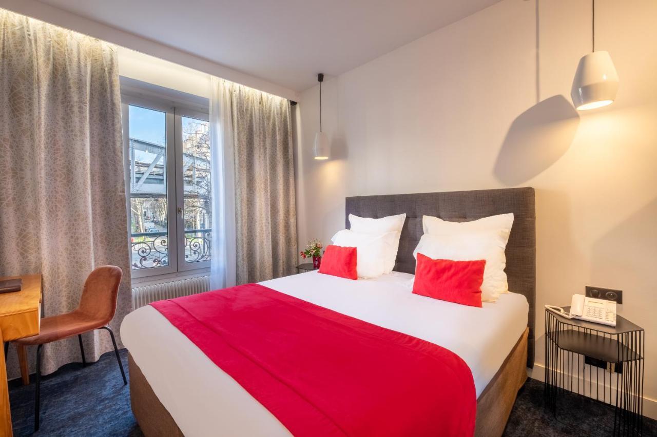 Hotel Eiffel Segur Paris Exterior photo